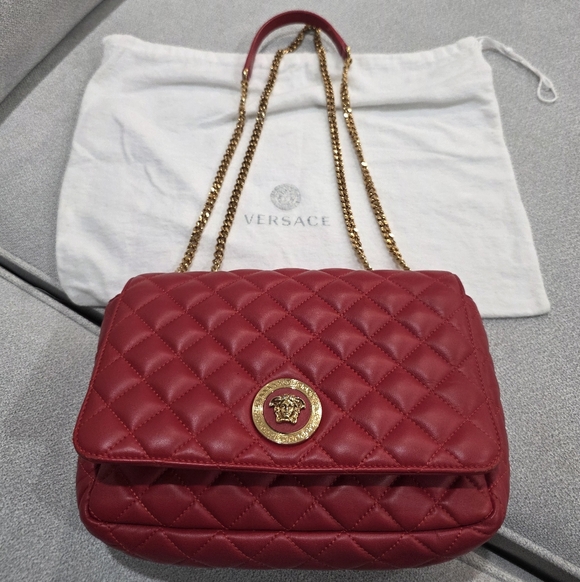 Versace Red Quilted Nappa Leather Medusa Shoulder Bag – Gold Hardware - Picture 14 of 17